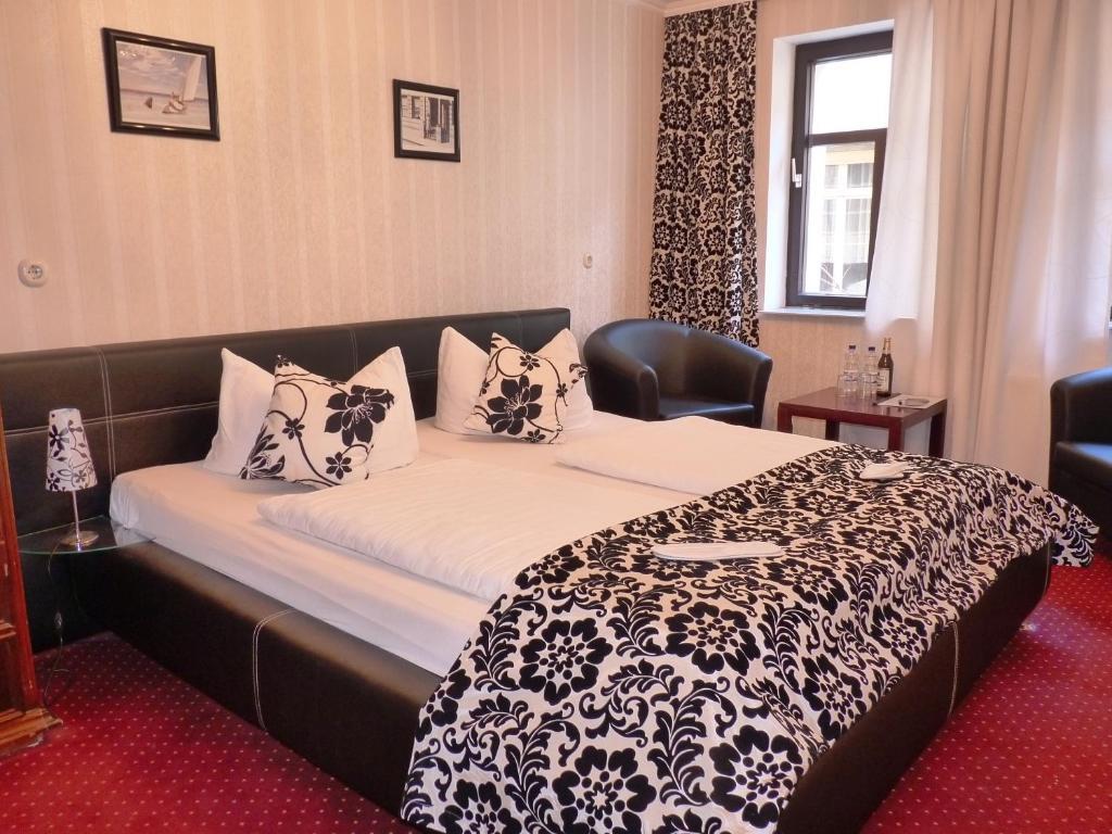 Hotel Zur Traube فرايبورغ الغرفة الصورة